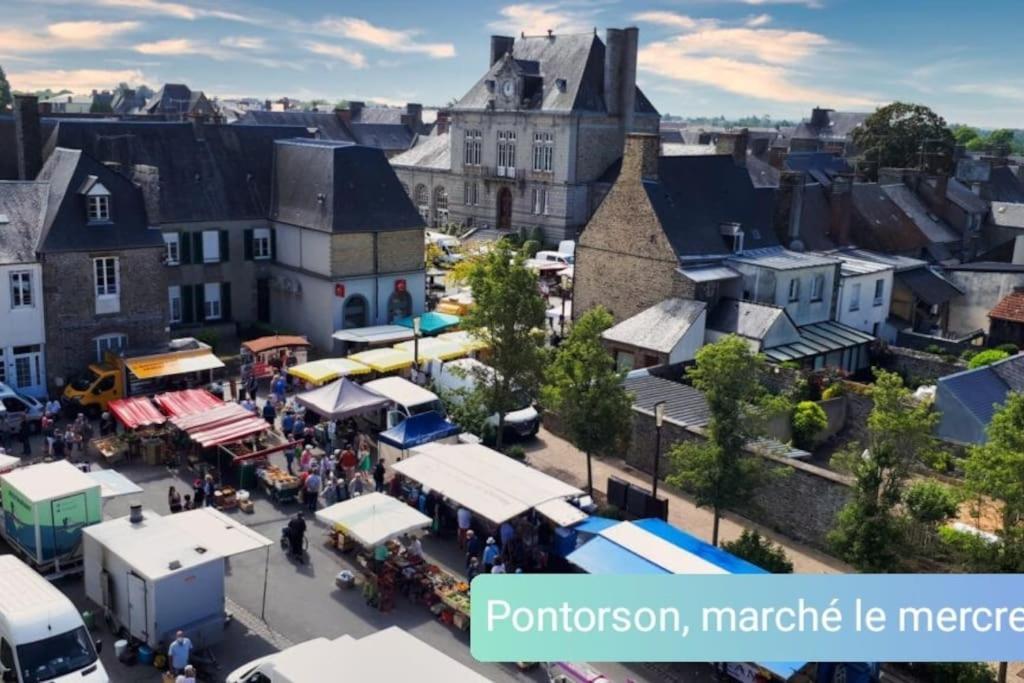 Maison Proche Du Mont Saint Michel Pontorson Exterior photo